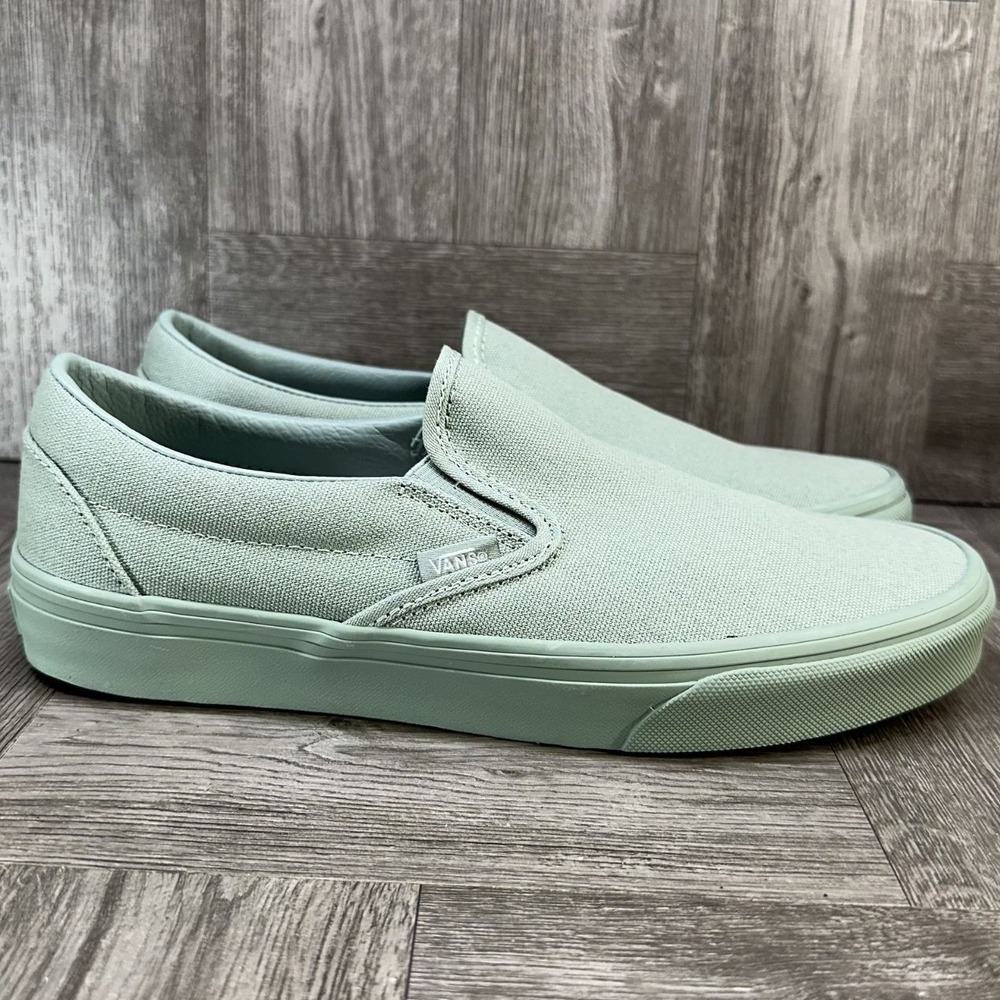 Vans Classic Slip-On Women 6.5 Sage Green Canvas Monochromatic Skate Shoes NEW